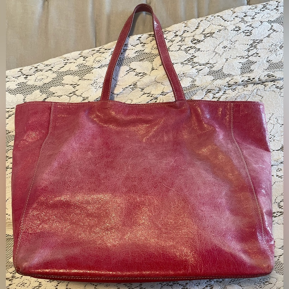 Magenta Loxwood Leather handbag